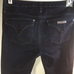 Hudson Mid Rise Carly Straight Leg | Pre-owned